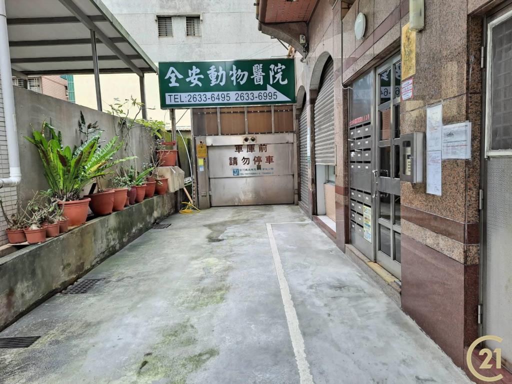 【042】東湖國小挑高店辦