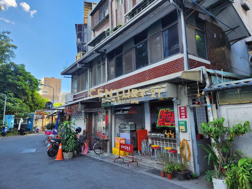 公館商圈黃金雙店面