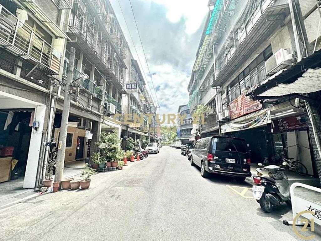 (242)菜寮捷運一樓店住辦