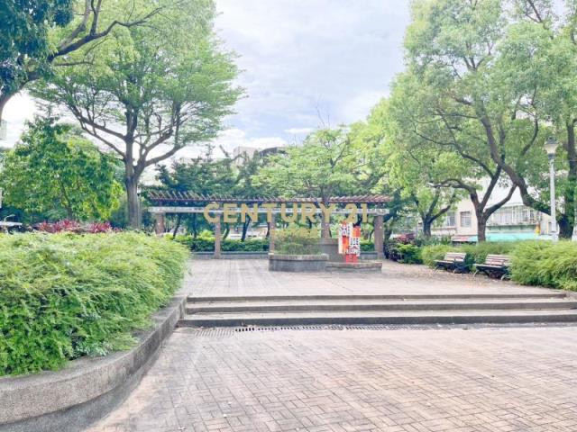 面湖興公園三房美寓