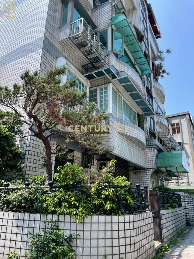 士林面寬住辦庭院美一樓