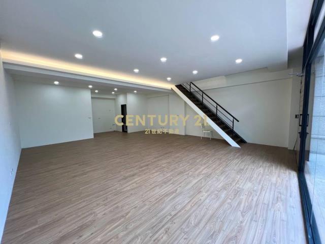 平鎮國中新文華大面寬1+2樓店面