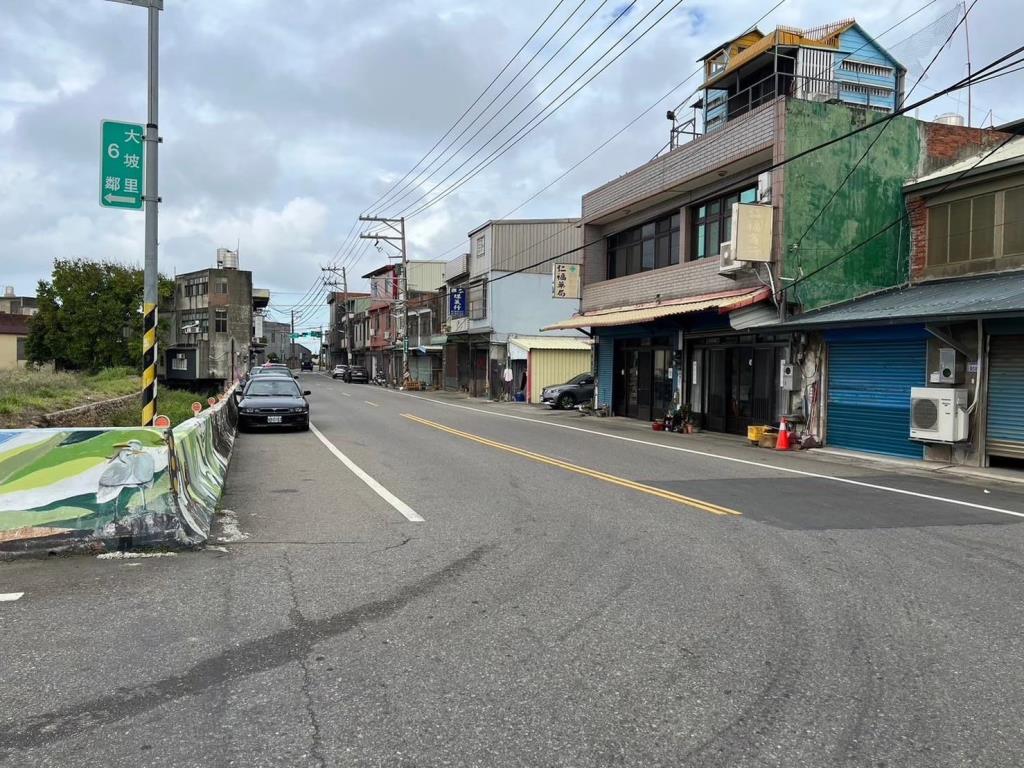 新屋雙面臨路農地