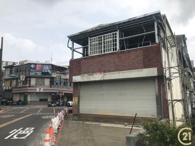 龍科角窗邊間店住辦