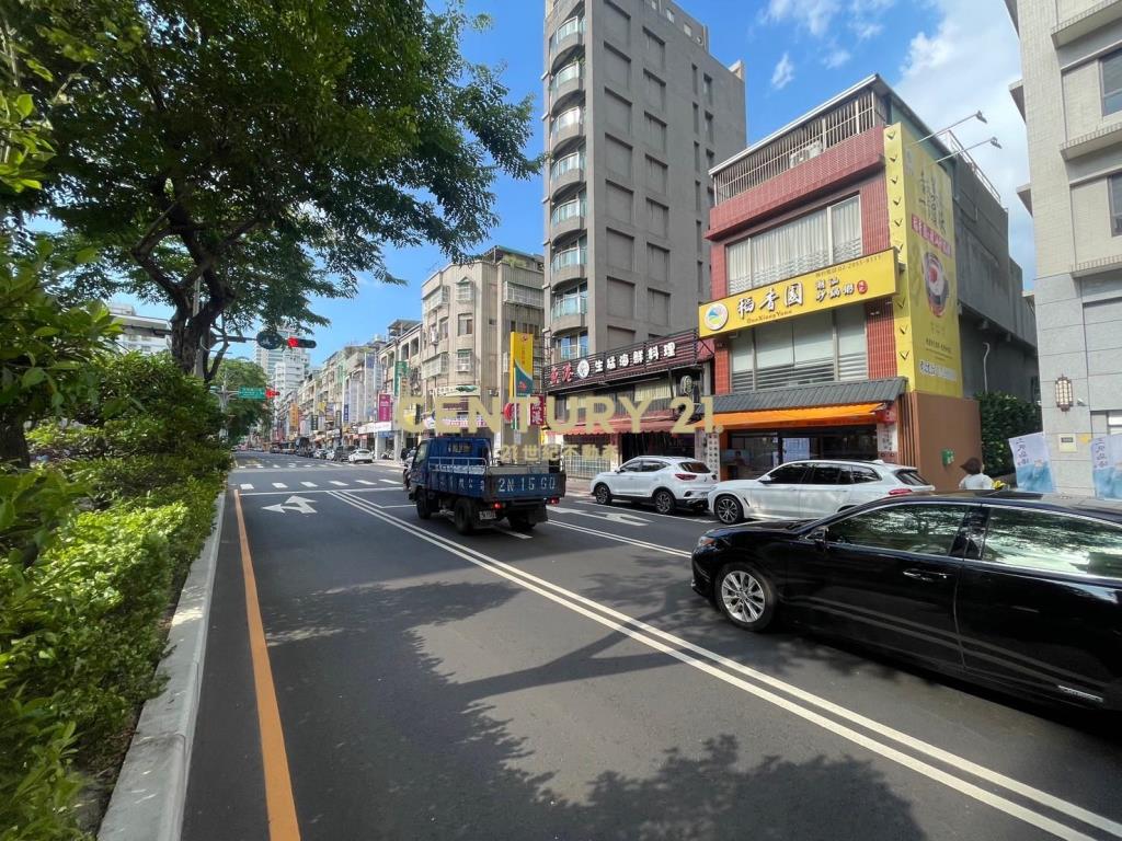 板橋中原路近環狀線全新電梯3房大露台