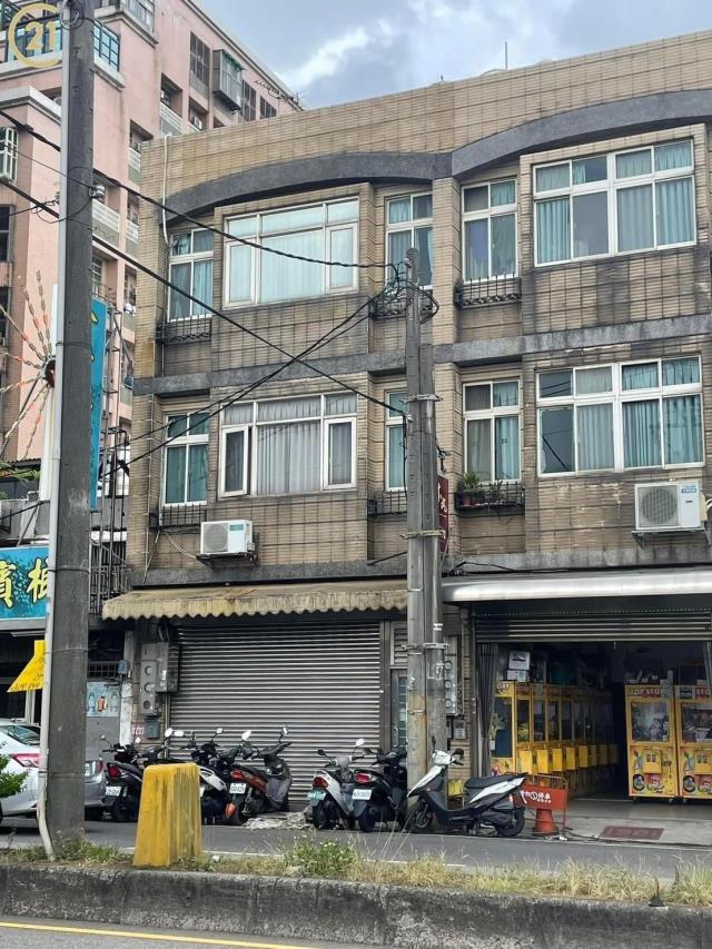 中園路店面加收租套房