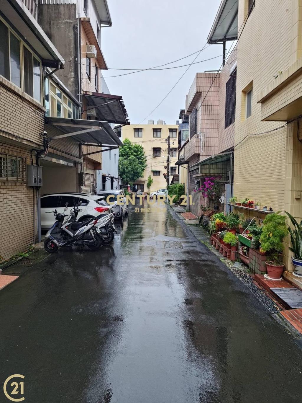 近中壢車站靜巷透天 桃園中壢房價