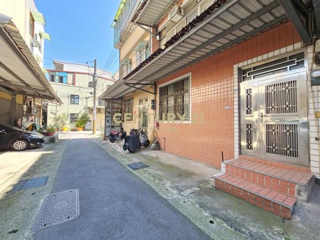 國二大湳交流道旁採光大面寬透天