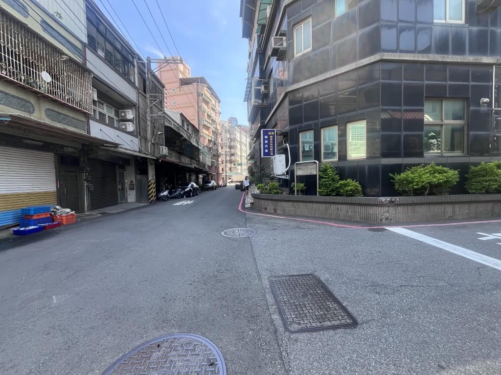 【向陽團隊】新竹市金竹路邊間透天