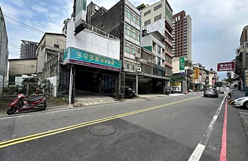 【向陽團隊】藝文特區雙面臨路黃金店地