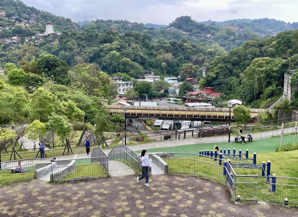 【向陽團隊】台北信義區店面+車位