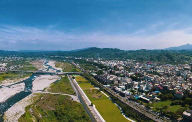 【向陽團隊】東勢千坪建地