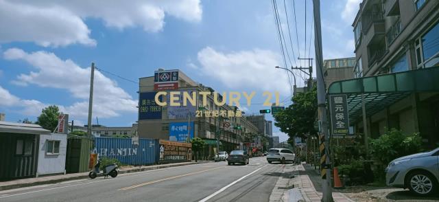 正新農街邊間透天店住