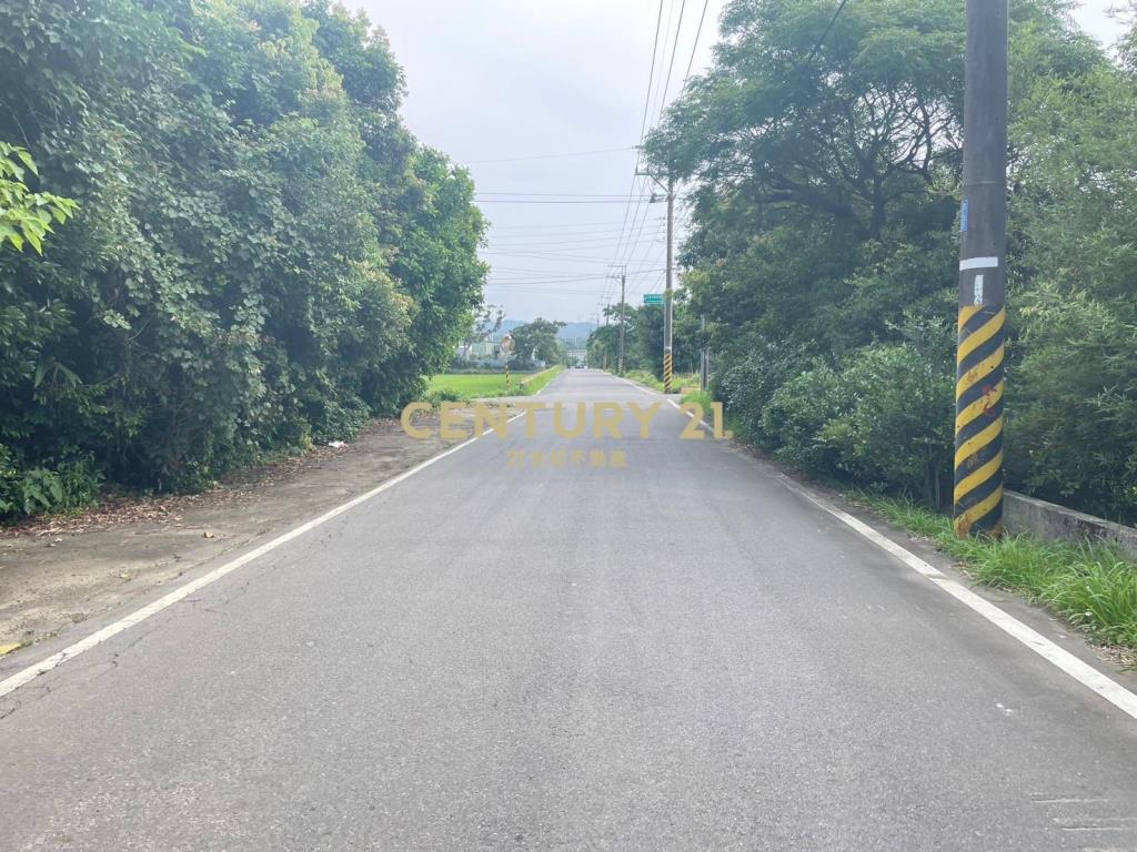 上湖三路雙面臨路美農地