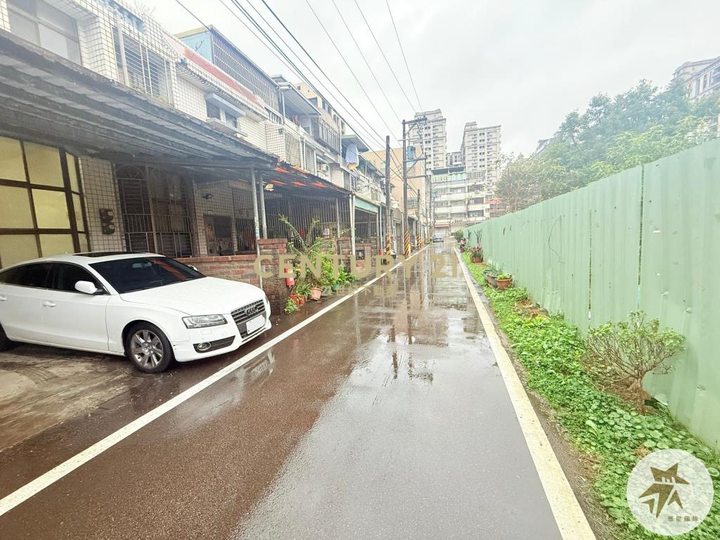 正南勢商圈前院停車透天