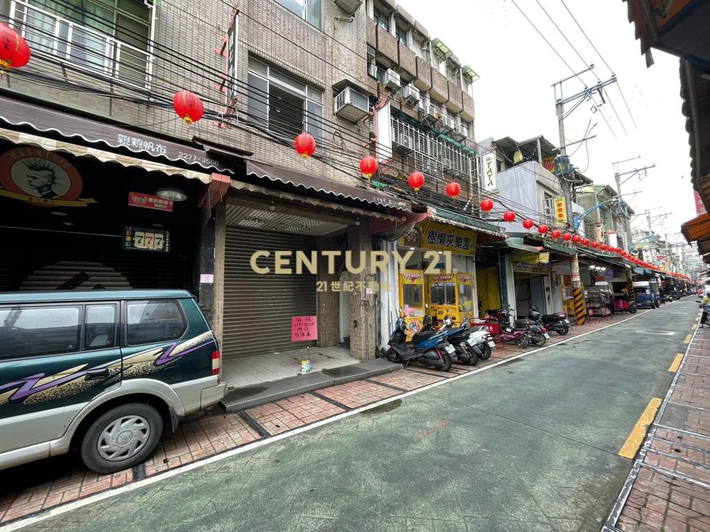 新莊路金店面