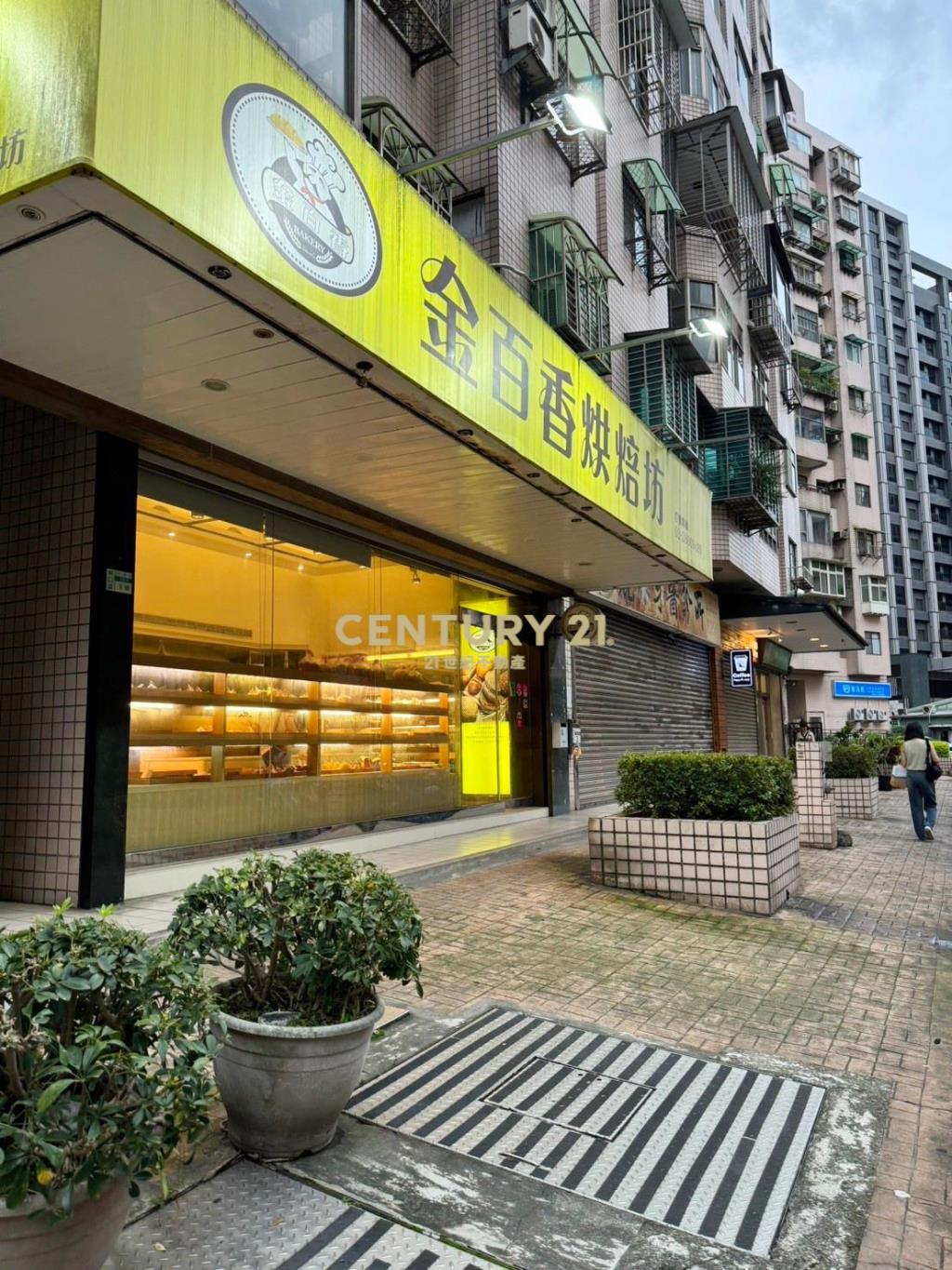 台北麗都B區店面