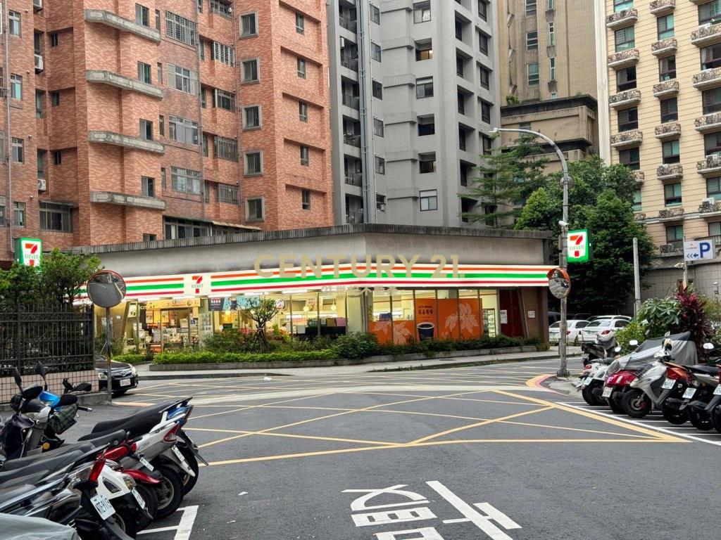 台北麗都B區店面