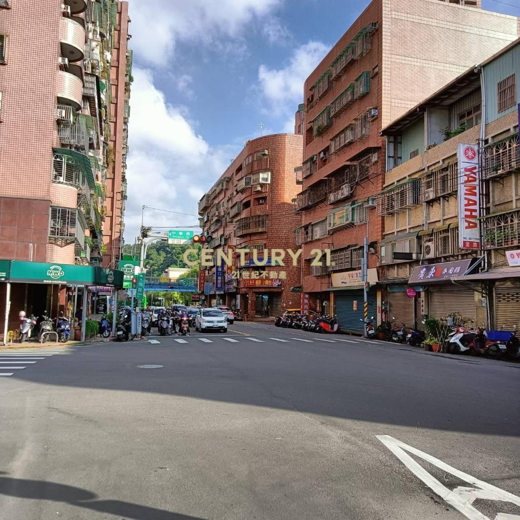 中華商圈住透金店面