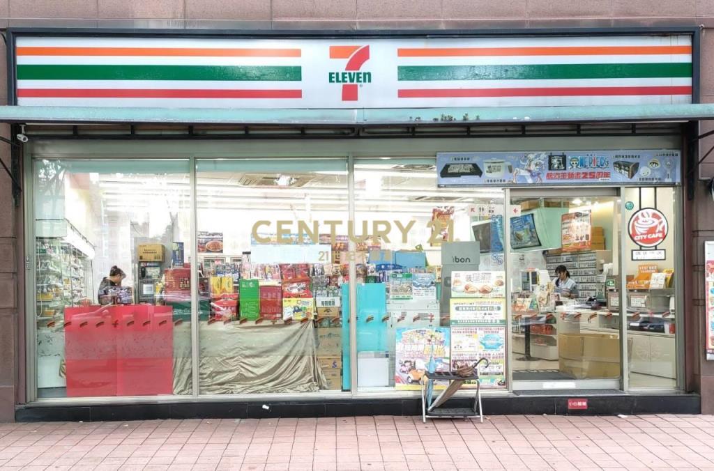 夏卡爾金店面