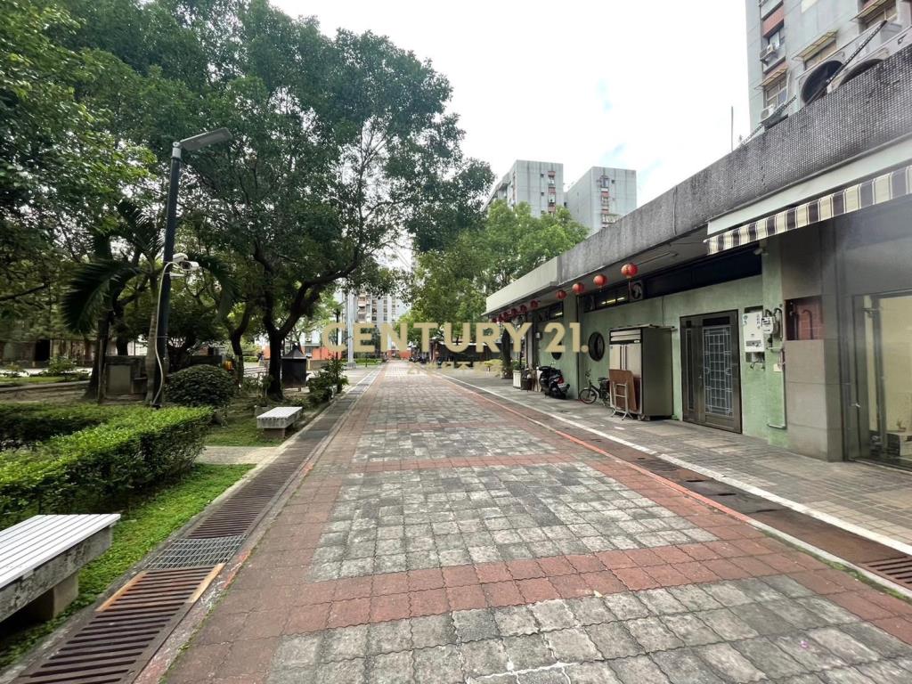 AG792內湖行善路金店面