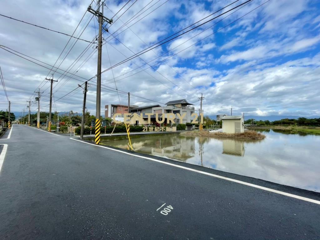 BC725近縣政三面路農地