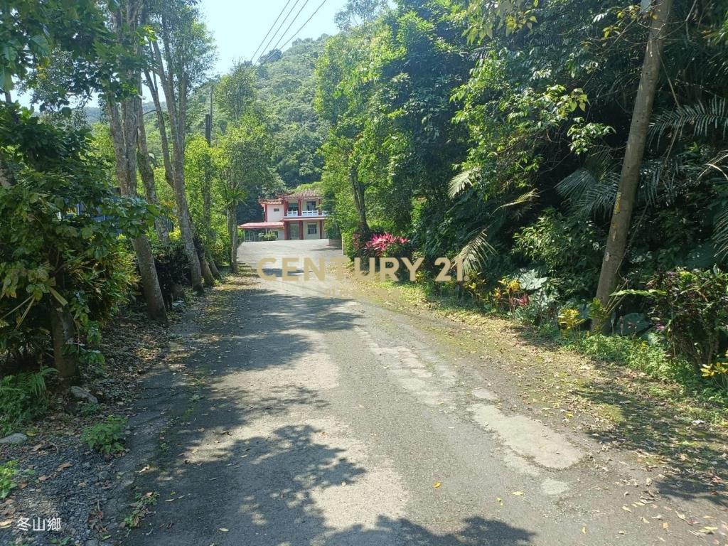 FC347冬山內城段臨路山坡地