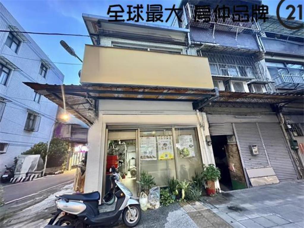 ㊝板新捷運三角窗透店