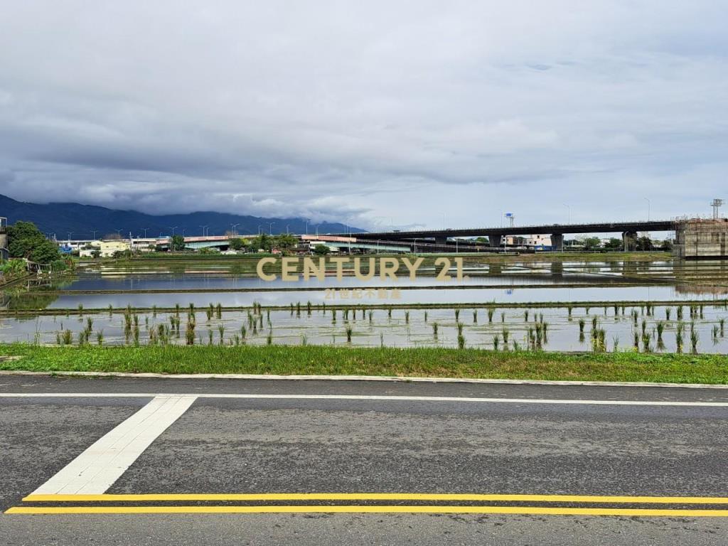 DC269礁溪高速公路側車道農地