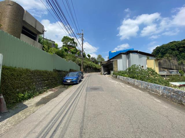 八連路土地送廠房