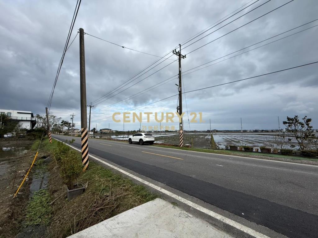 LC082壯圍美城雙面路農地附資材室建造