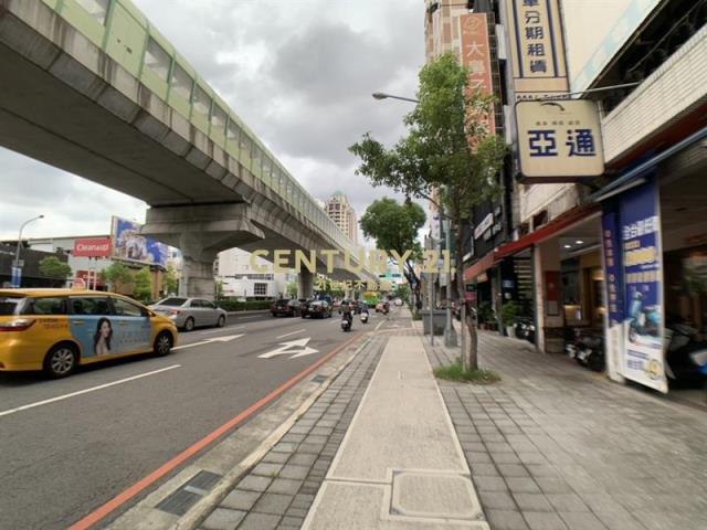 正文心路捷運旁黃金透店