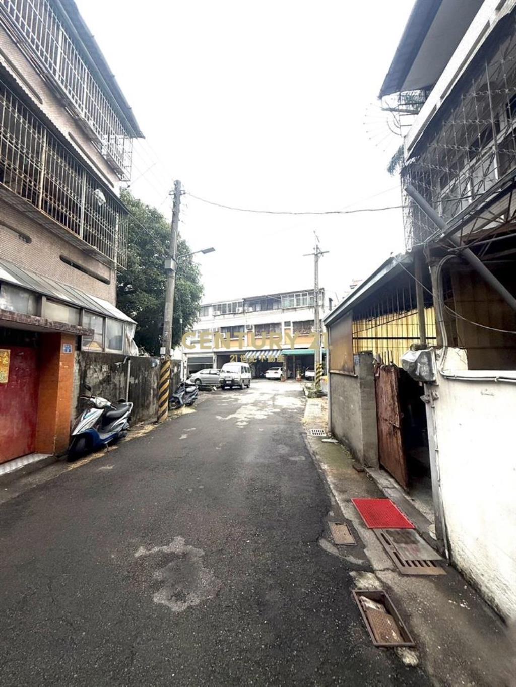 東山路低總價透天