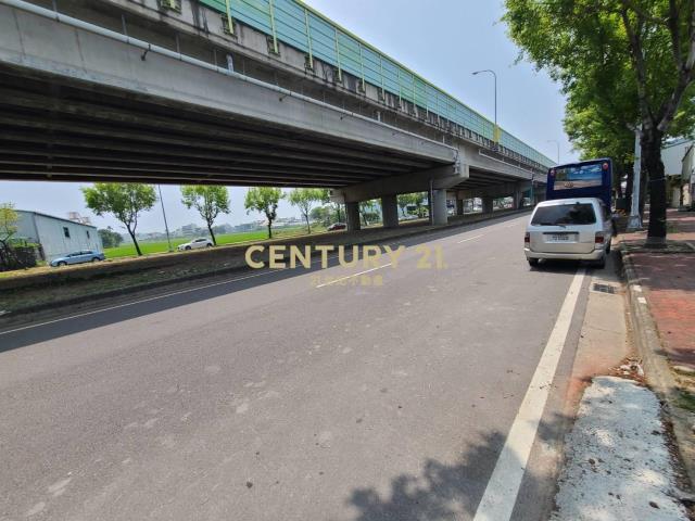 環中路旁都計內農地