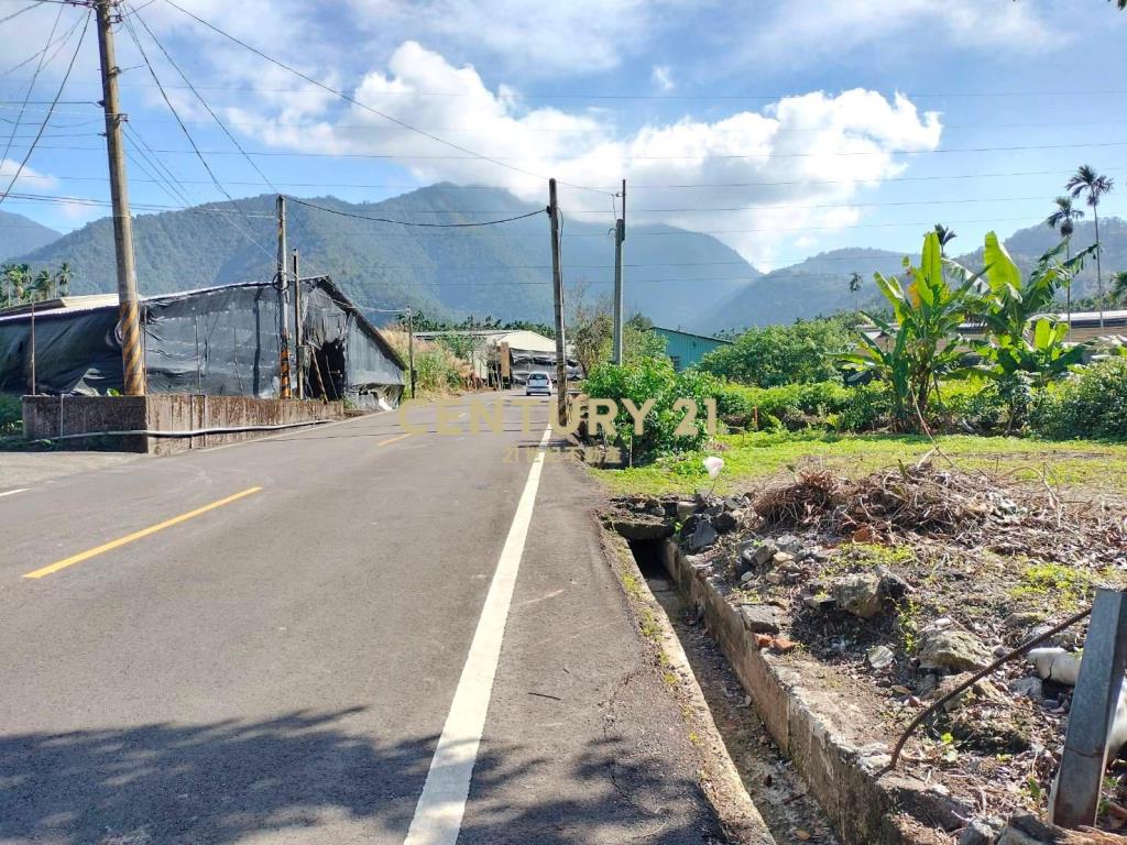 日月潭九族旁稀有建地