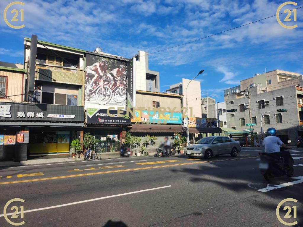 仁德中正路面吃市店面