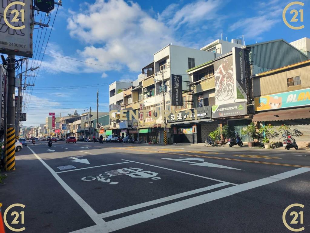 仁德中正路面吃市店面