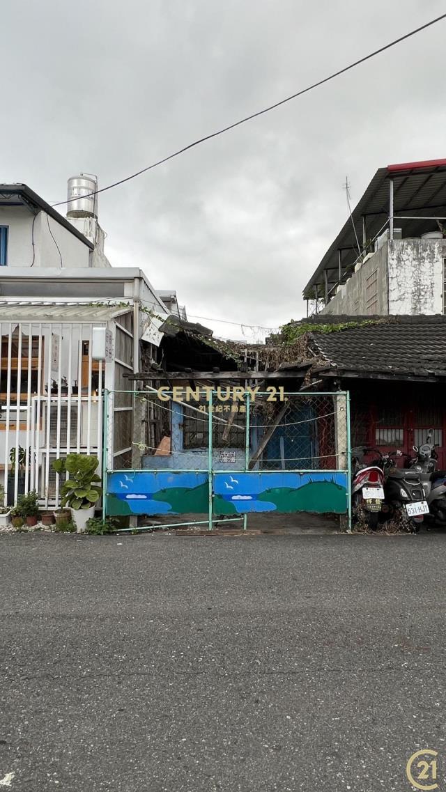 中山路三葉餐廳巷內迷你建地